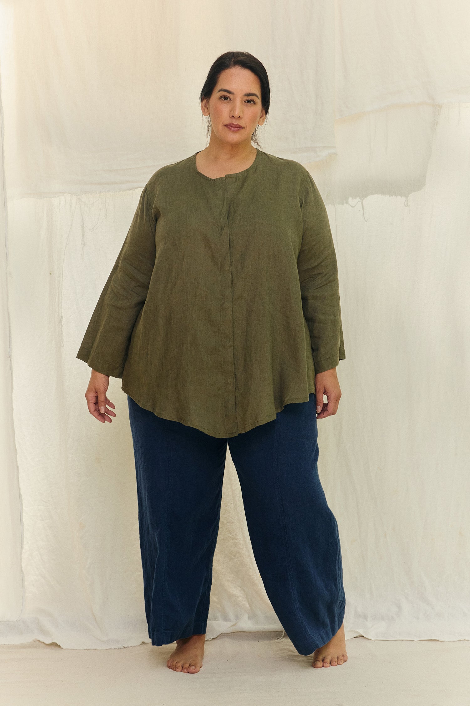 Long Sleeve Kara Snap Top in Lightweight Linen