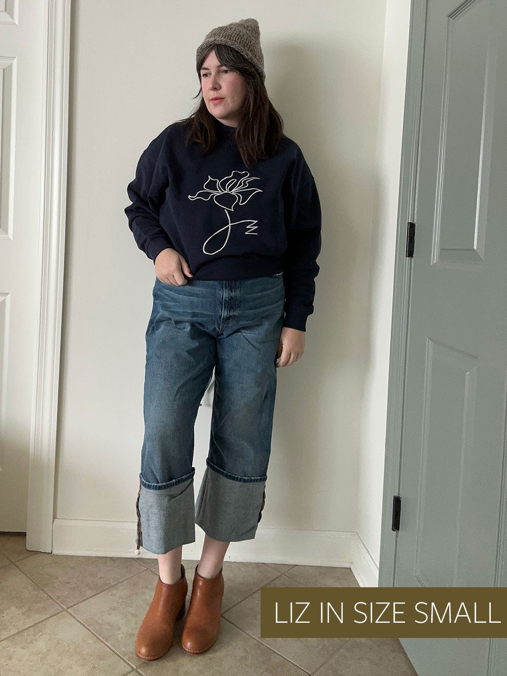 "Flora" Sweatshirt in Heather Gray Organic Cotton